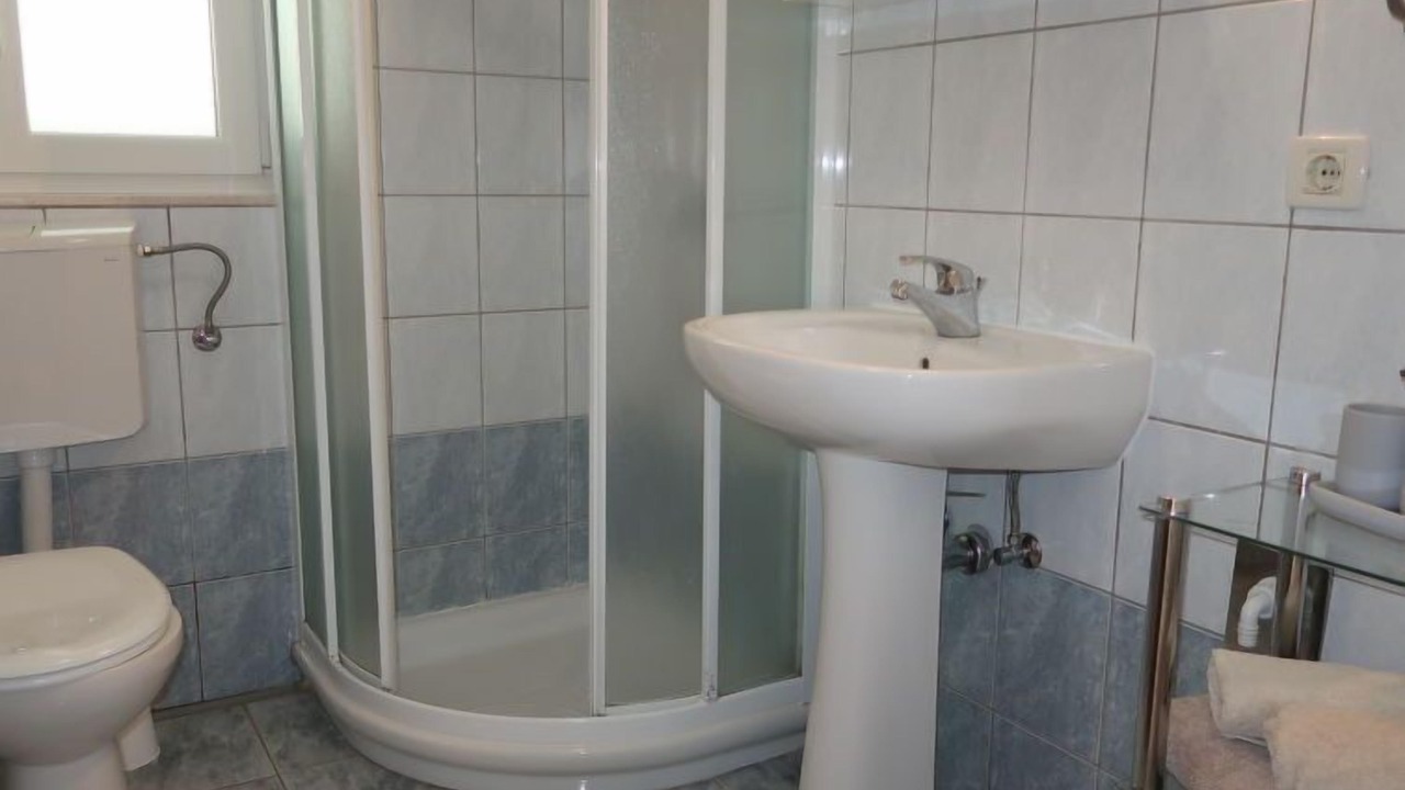 Photo of Bathroom in Ravni