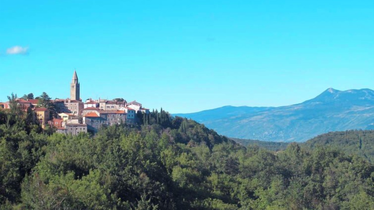 Photo of Outdoor in Ravni