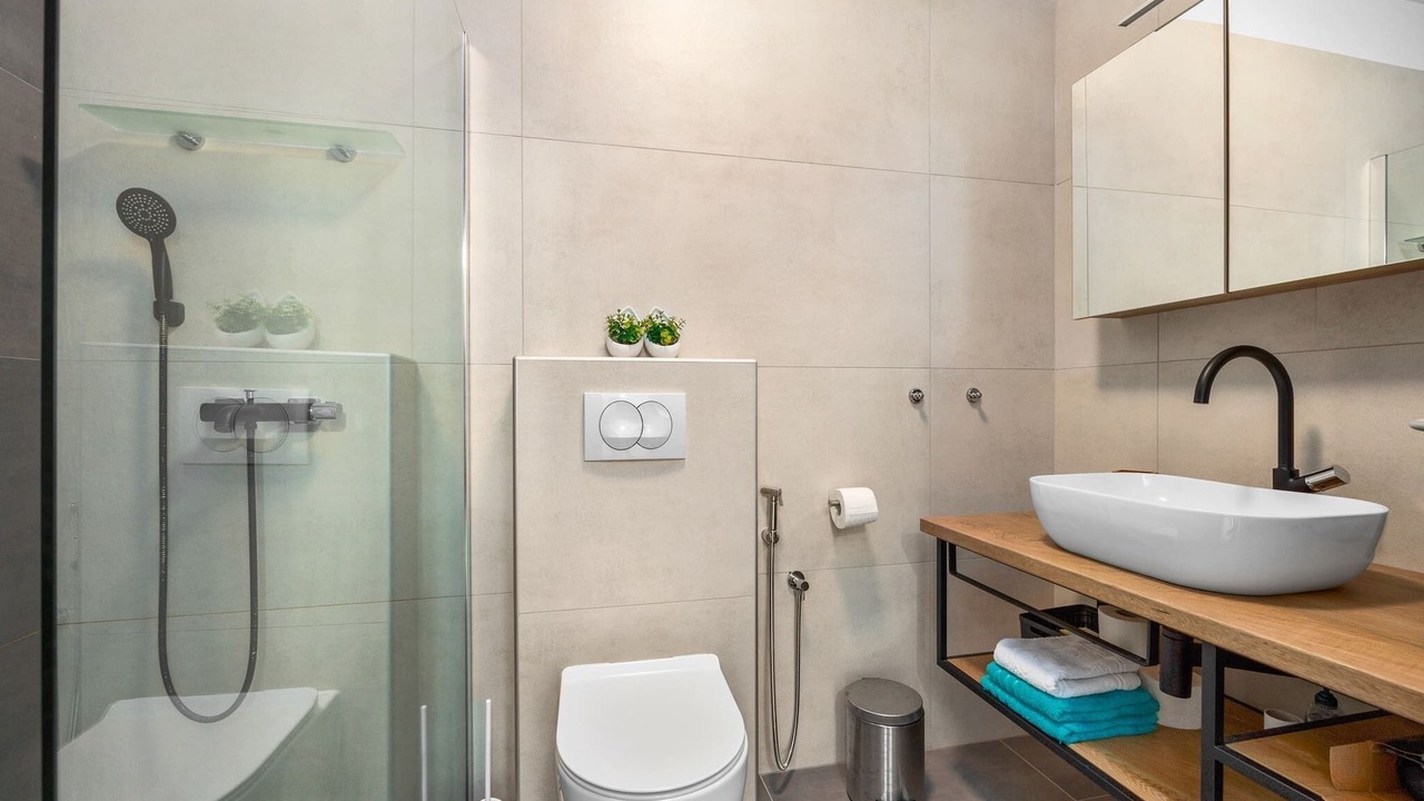 Photo of Bathroom in Cres