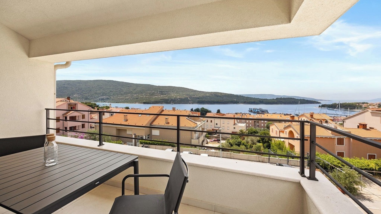 Photo of Outdoor in Cres