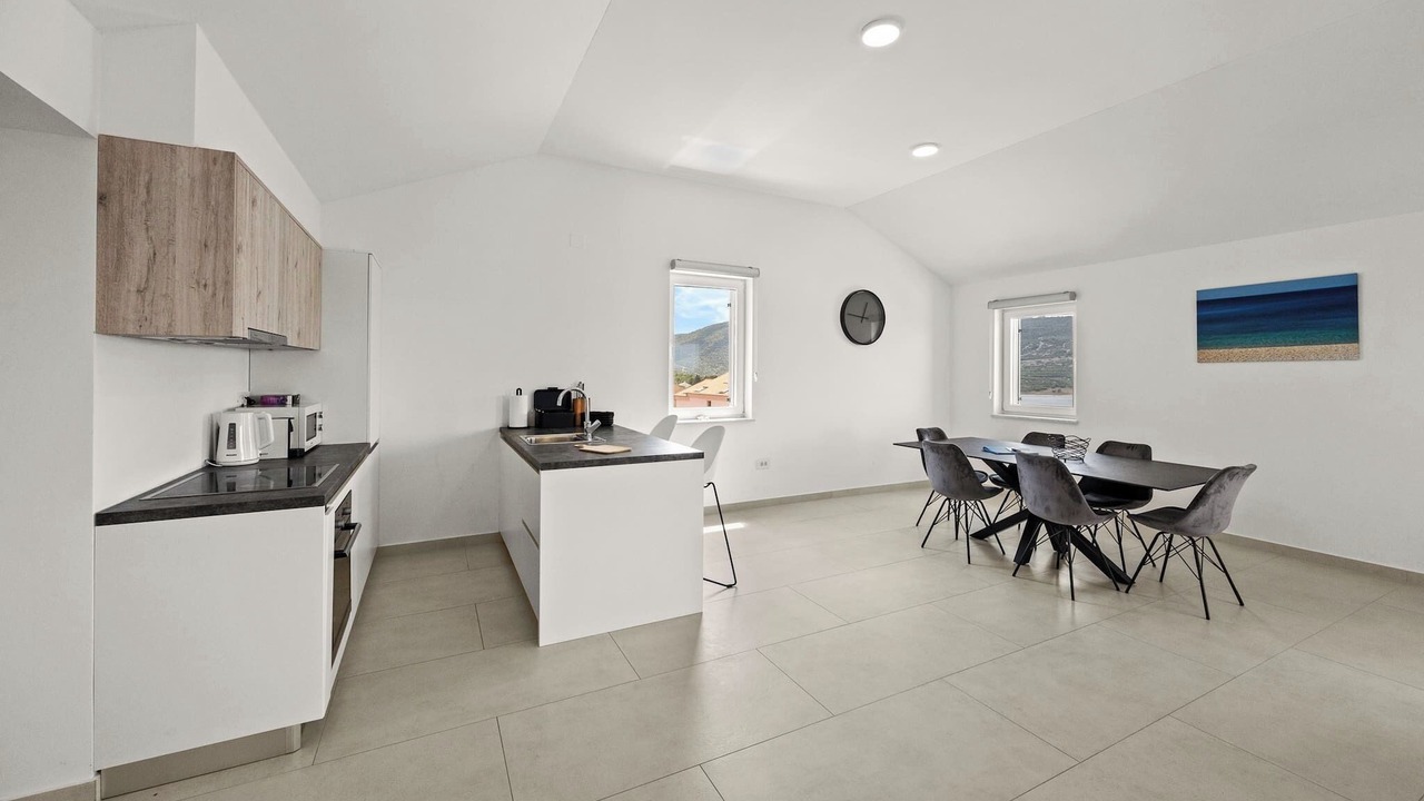 Photo of Kitchen in Cres