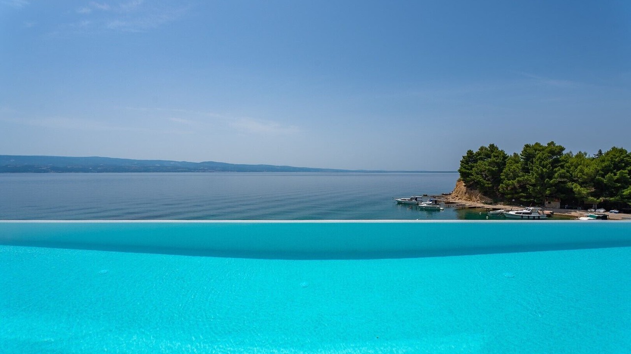 Photo of Others in Omis