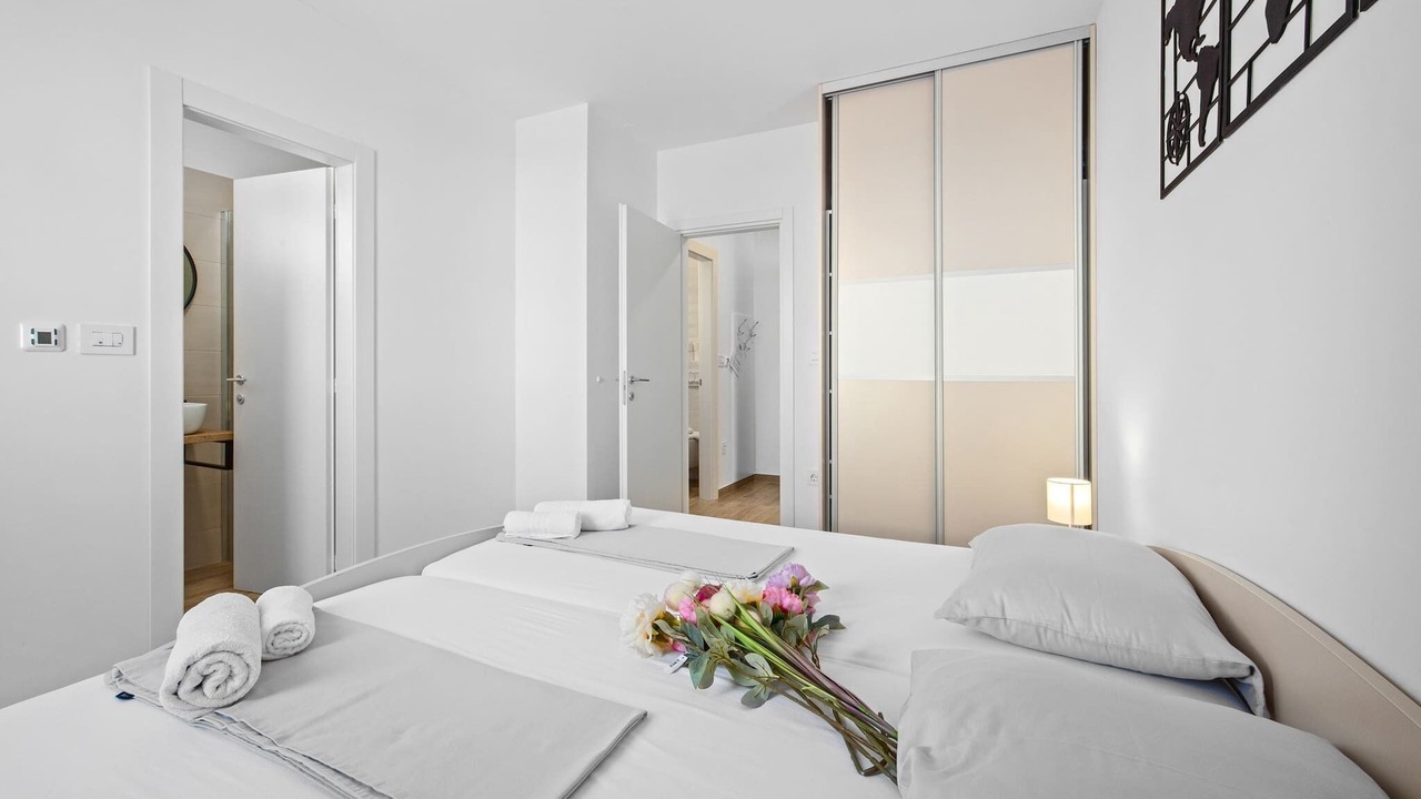Photo of Bedroom in Cres