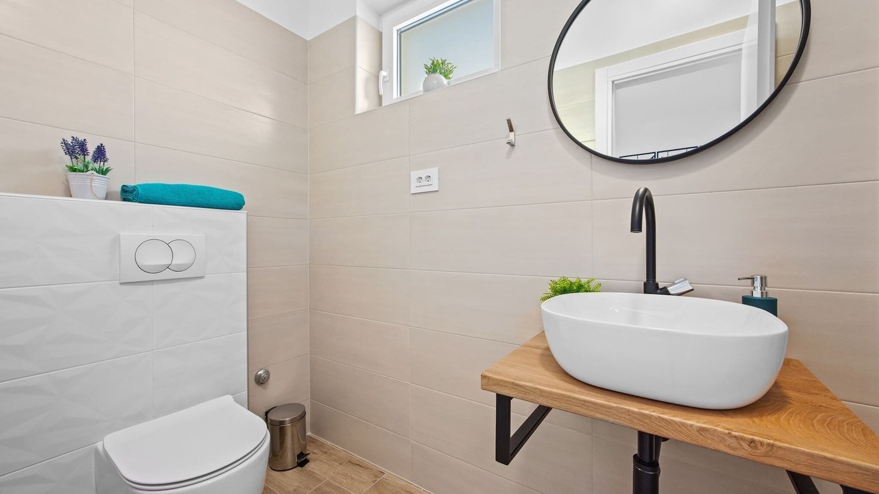 Photo of Bathroom in Cres