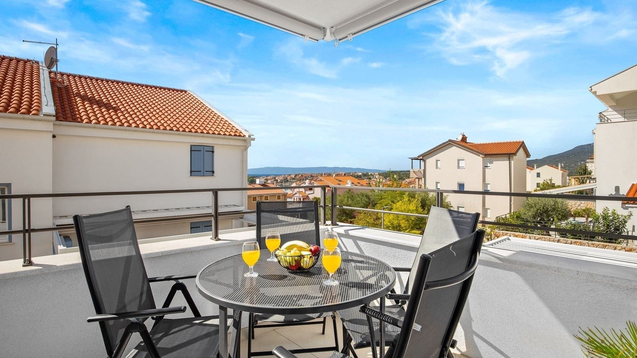Photo of Outdoor in Cres