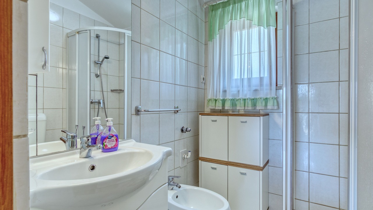Photo of Bathroom in Banjole