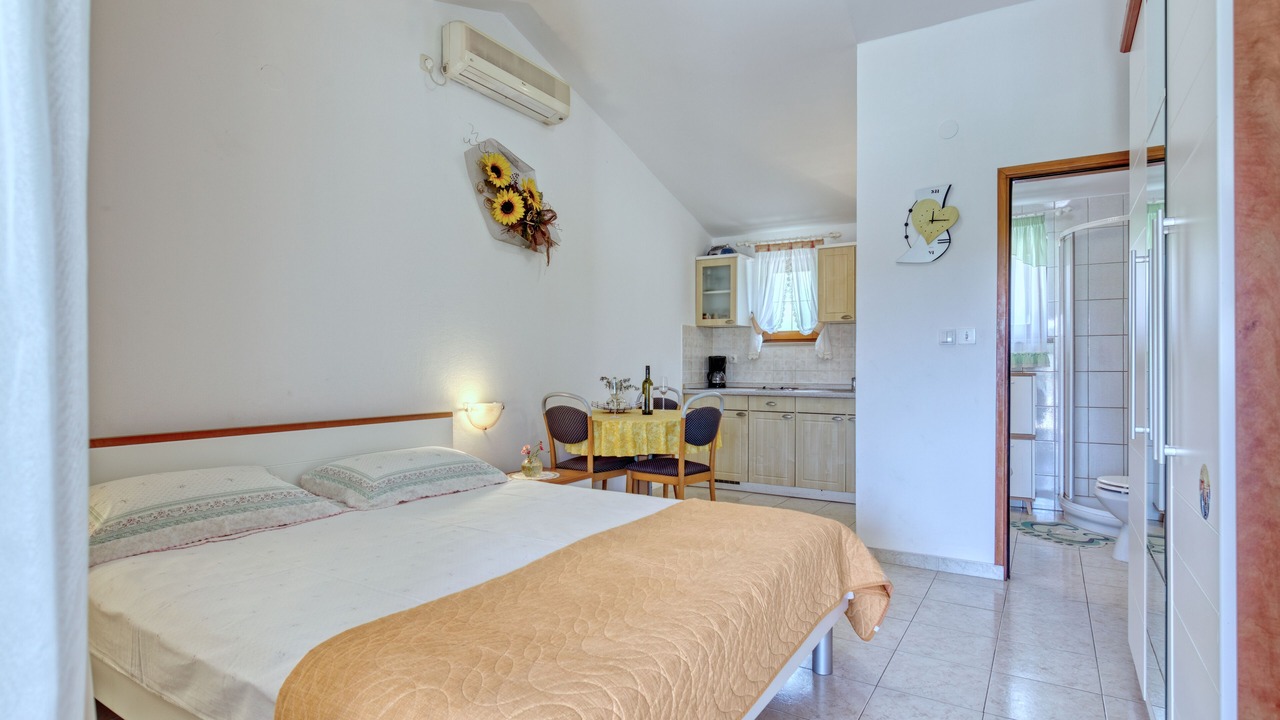 Photo of Bedroom in Banjole