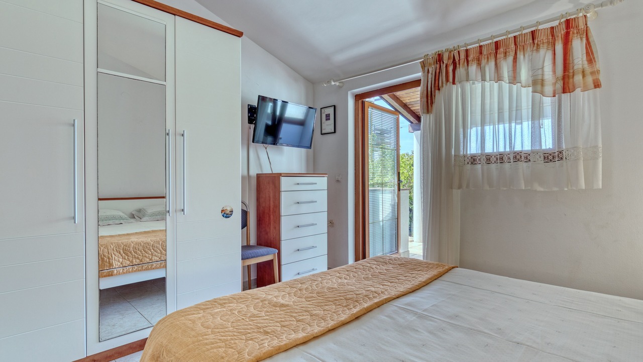 Photo of Bedroom in Banjole