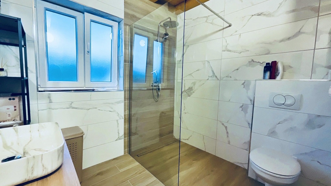 Photo of Bathroom in Srijane