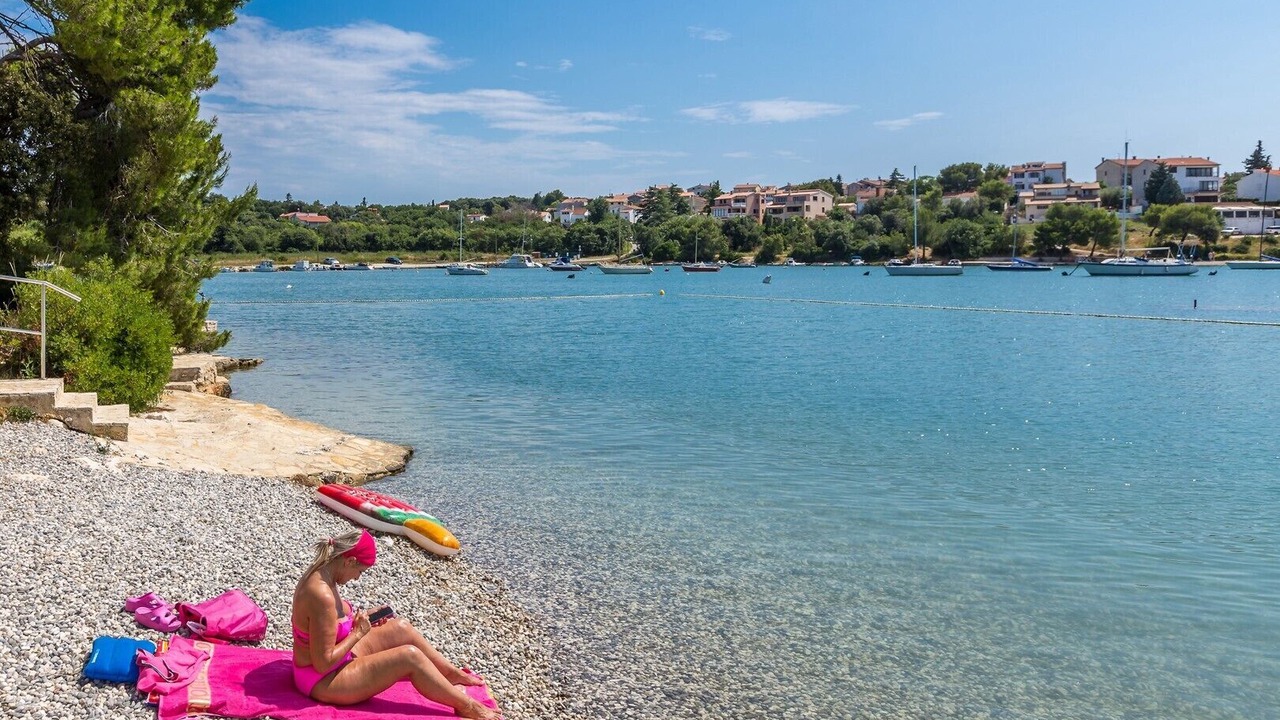 Photo of Others in Vinkuran