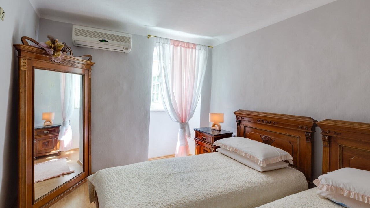 Photo of Bedroom in Nerezine
