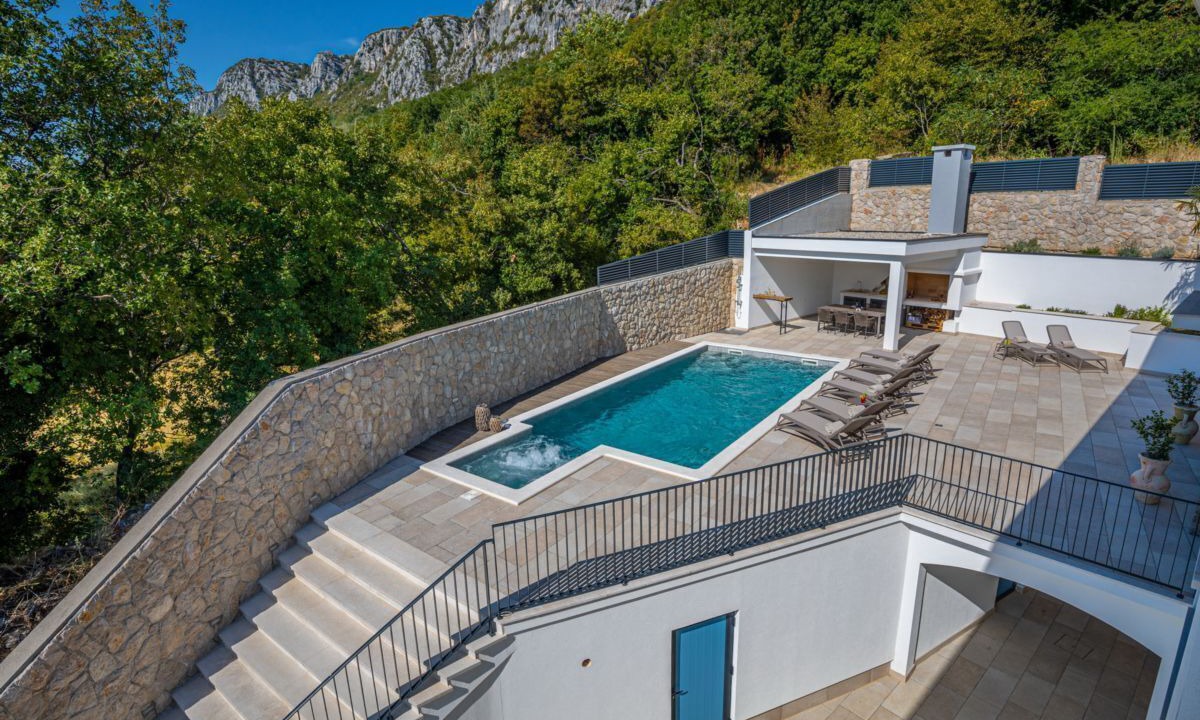 Photo of Outdoor in Bribir