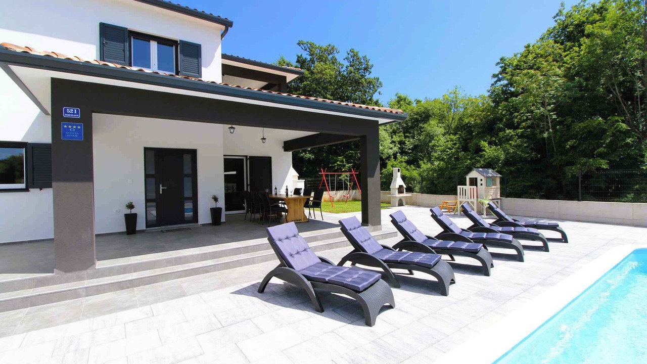 Photo of Outdoor in Marceljani