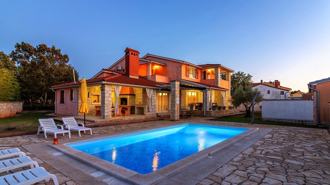 Photo of Outdoor in Gajana