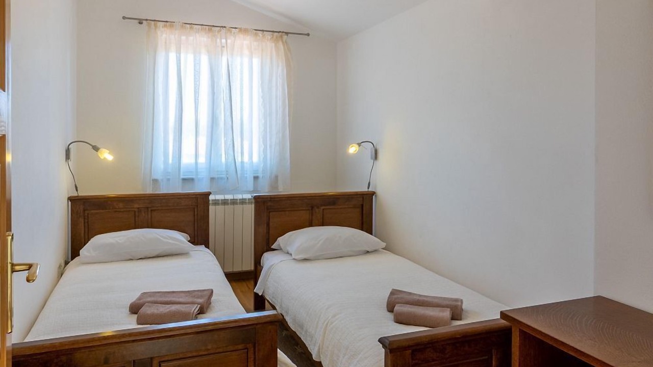Photo of Bedroom in Gajana