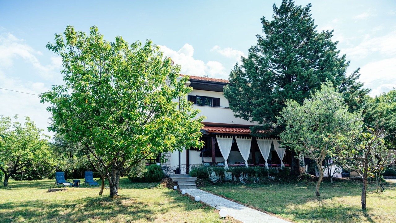 Photo of Outdoor in Bakar