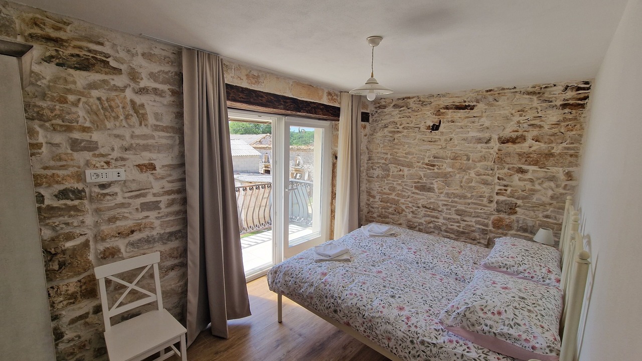 Photo of Bedroom in Glavani