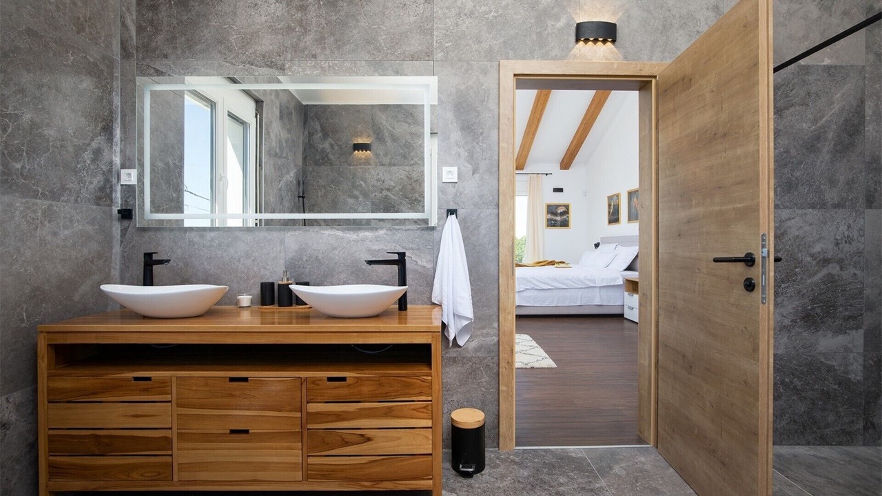 Photo of Bathroom in Kavran