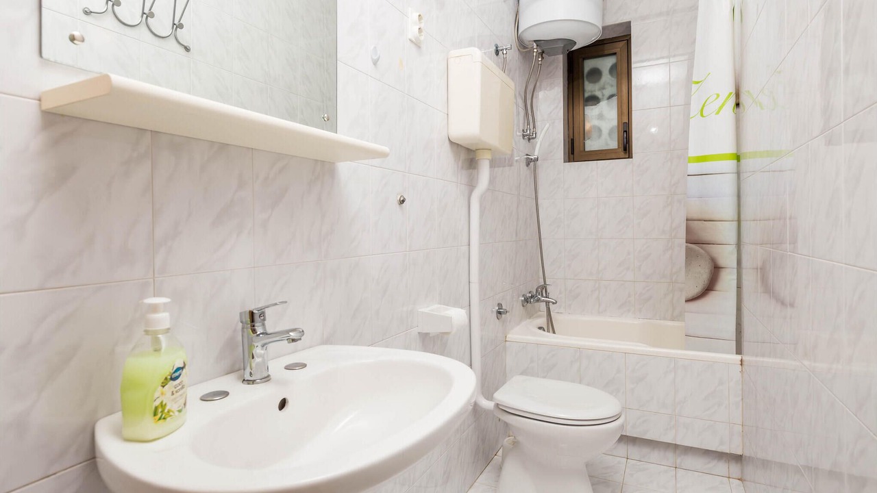Photo of Bathroom in Opric