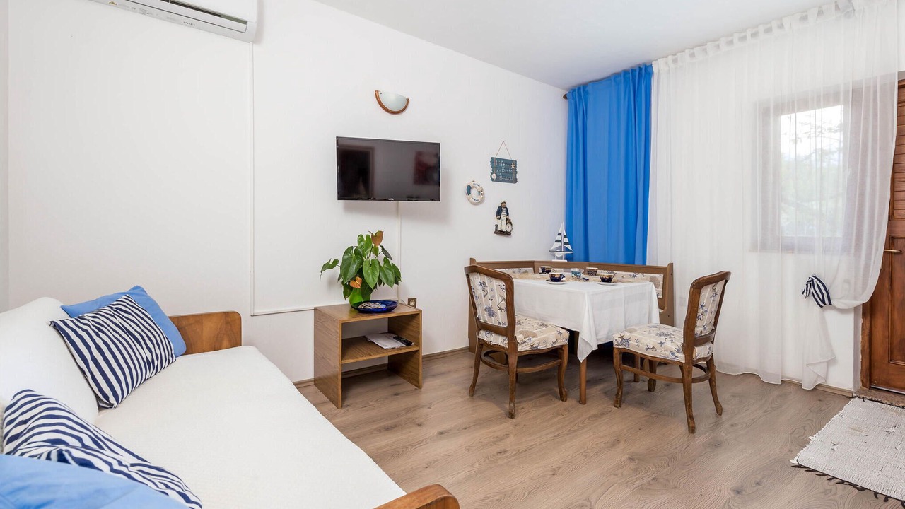 Photo of Bedroom in Opric