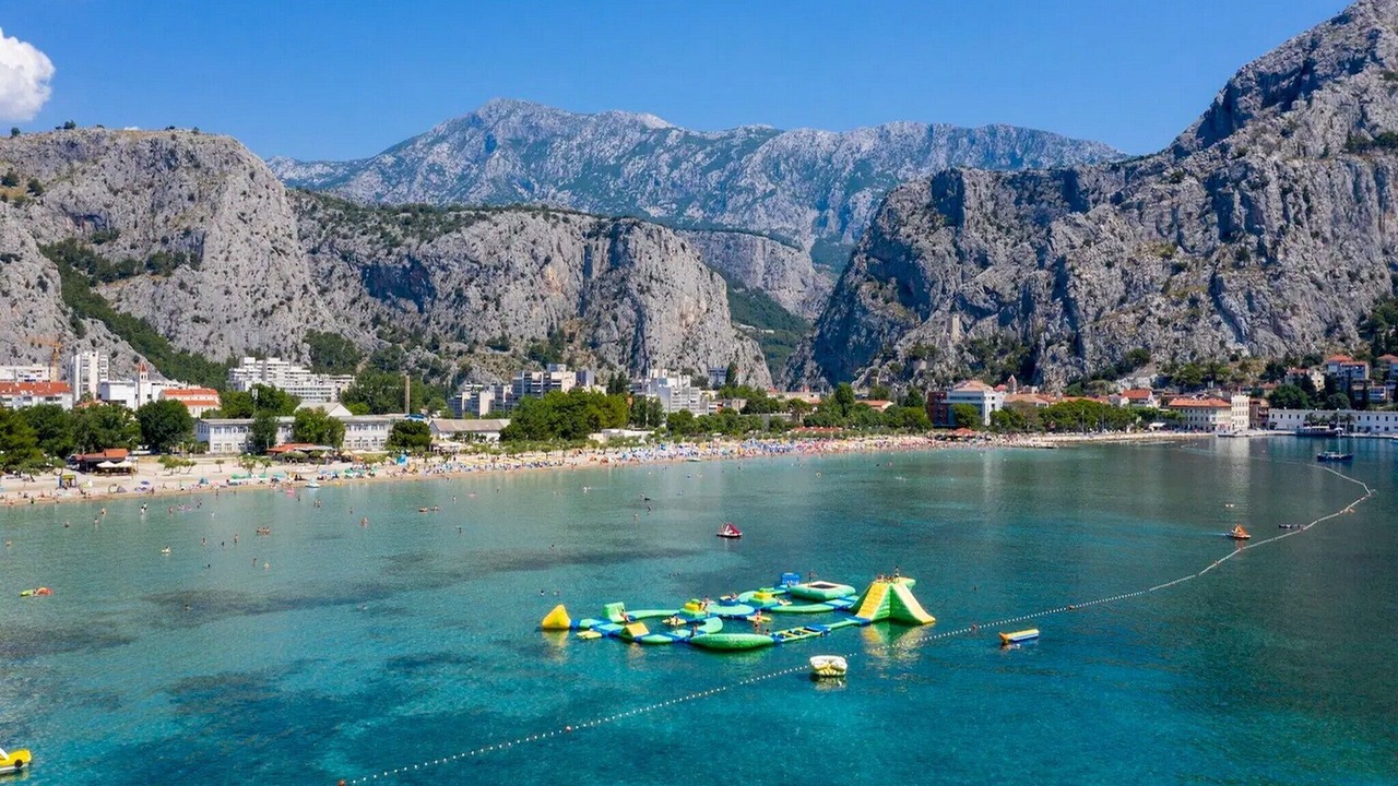 Photo of Others in Omis