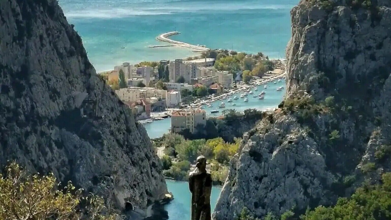 Photo of Others in Omis