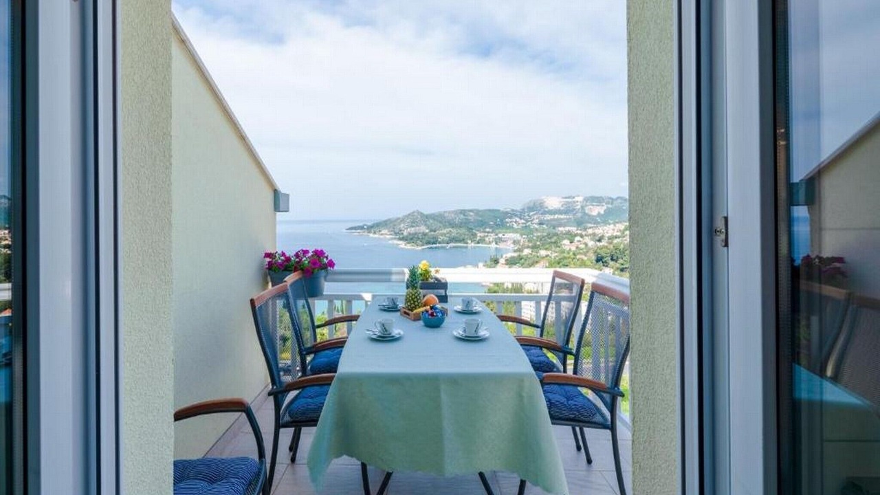Photo of Patio Balcony in Zavrelje