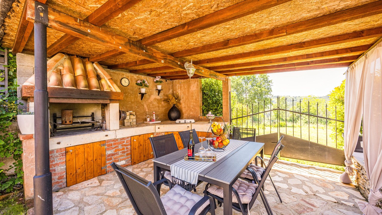 Photo of Outdoor in Oprtalj
