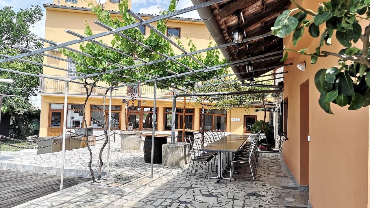 Photo of Outdoor in Cokuni