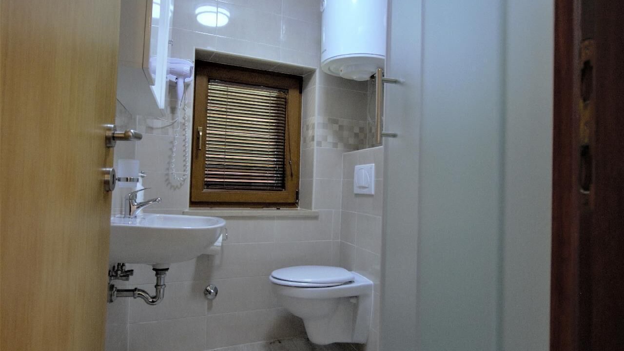 Photo of Bathroom in Cokuni