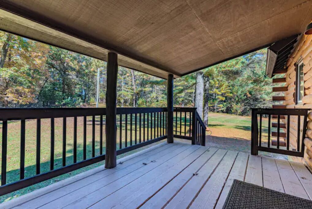 Photo of Patio Balcony in Wisconsin Dells