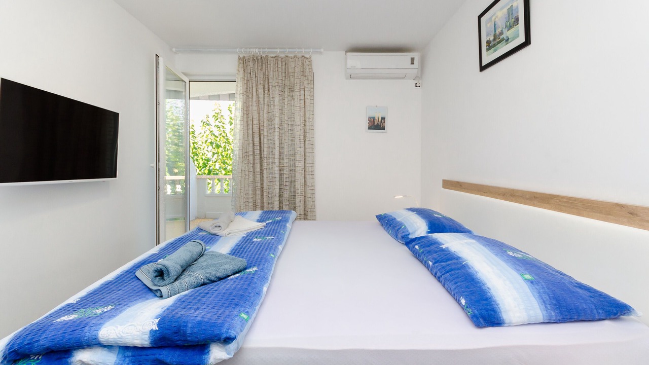 Photo of Bedroom in Banjol