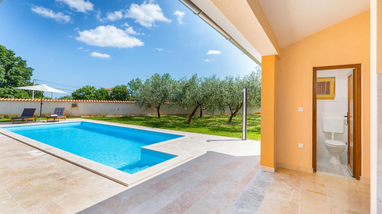 Photo of Outdoor in Divsici