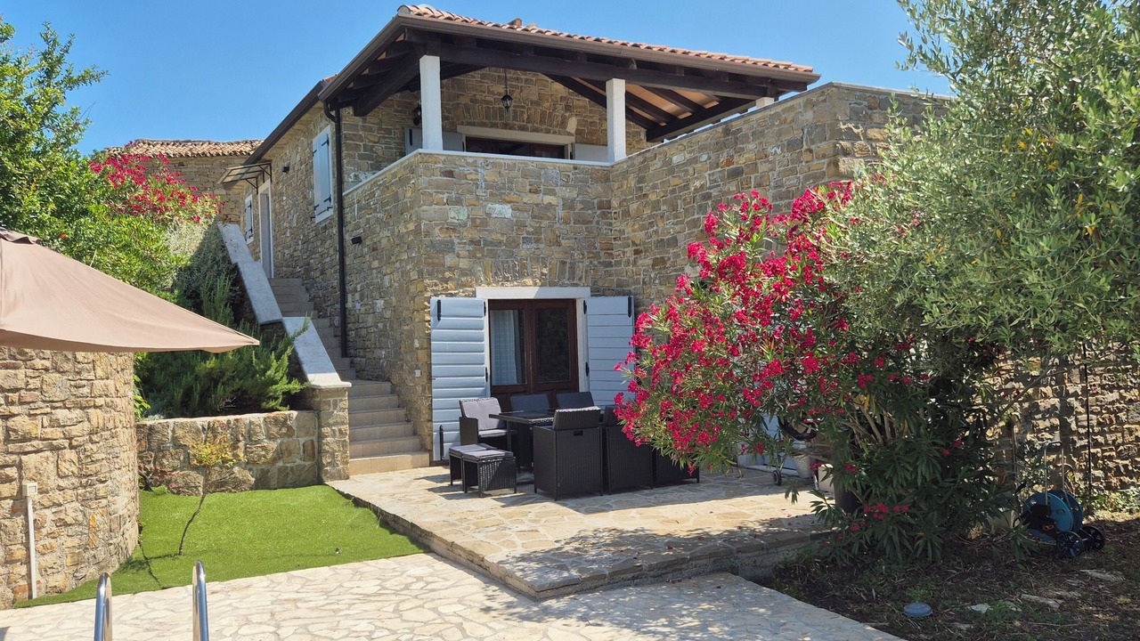 Photo of Outdoor in Bartolici