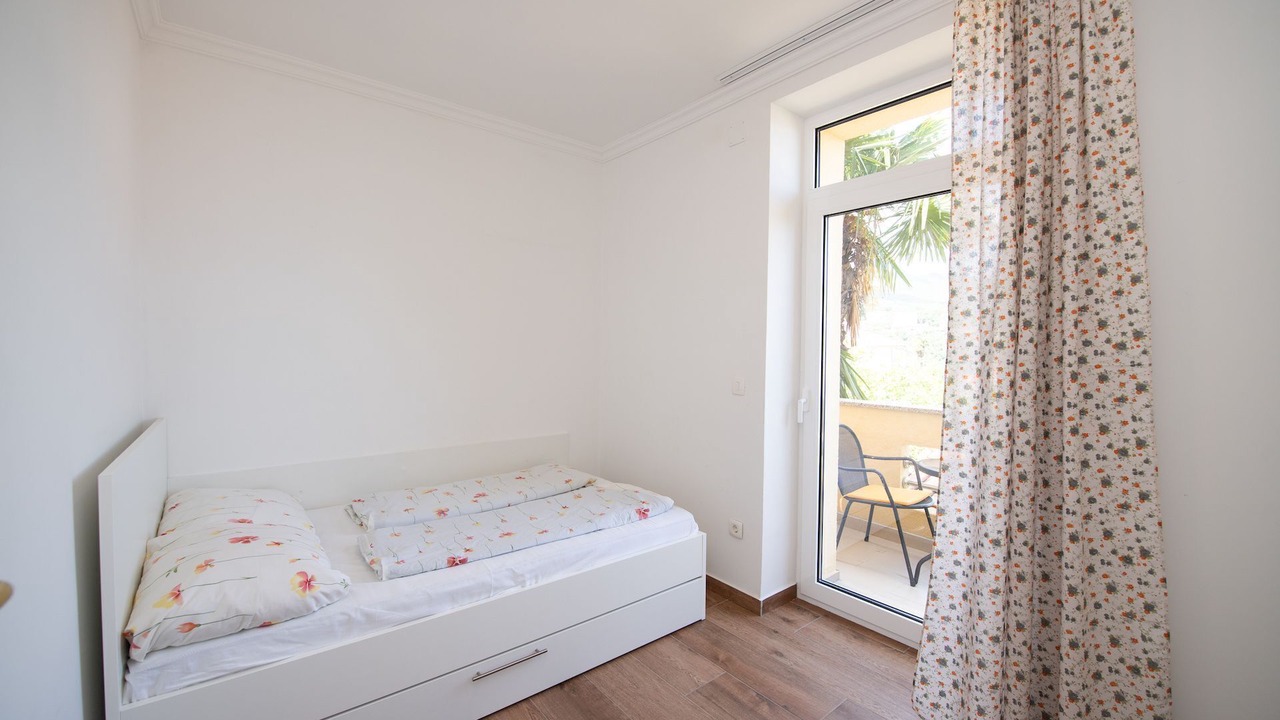 Photo of Bedroom in Ika