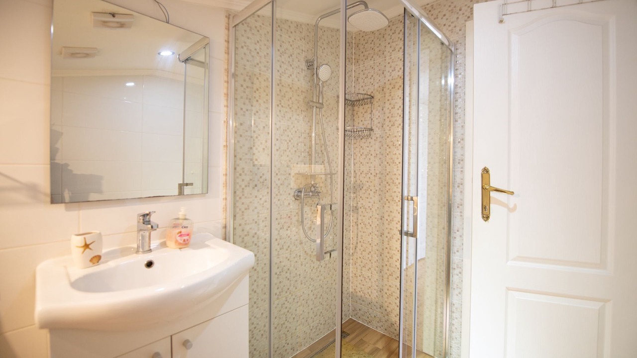 Photo of Bathroom in Ika