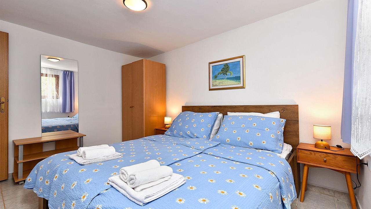 Photo of Bedroom in Gajana