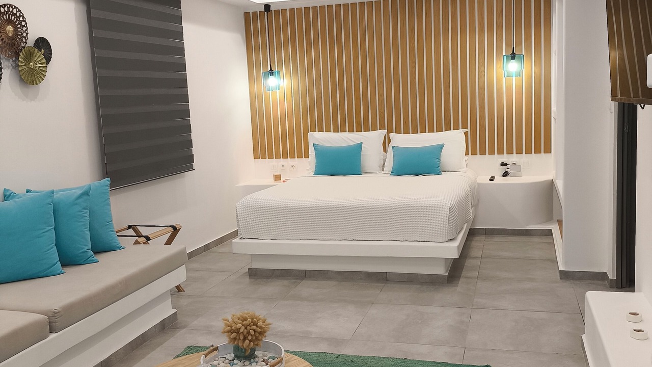 Photo of Bedroom in Adamas