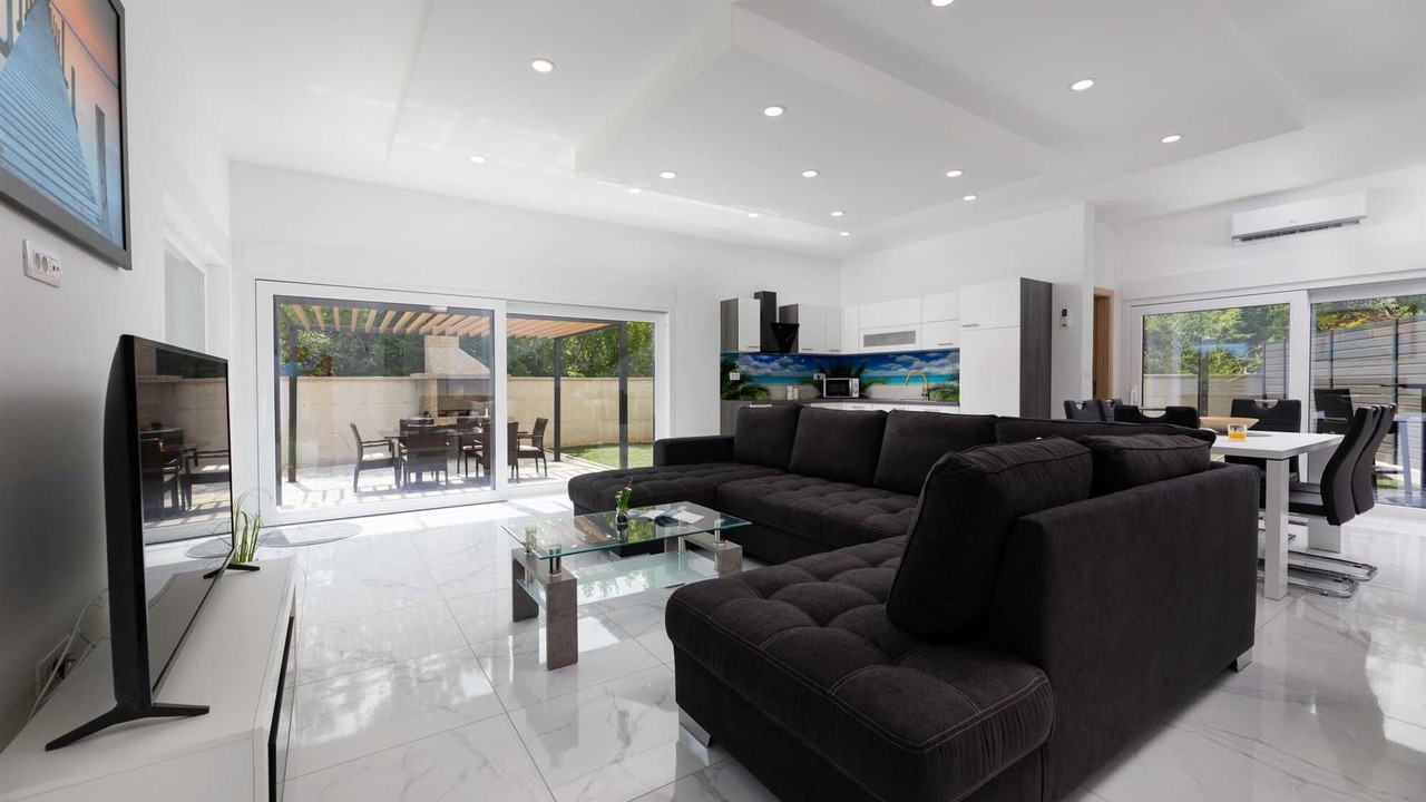 Photo of Livingroom in Dobrinj