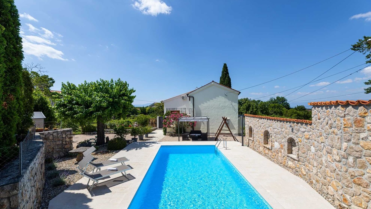Photo of Outdoor in Rasopasno