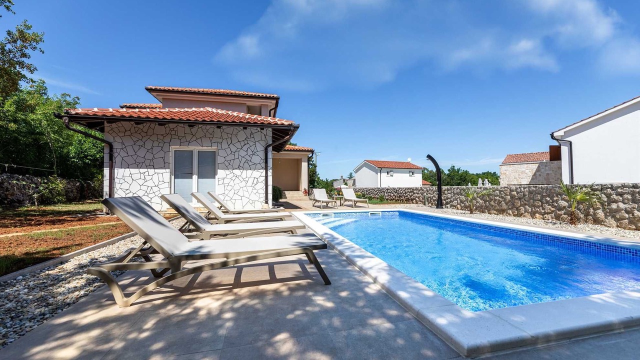Photo of Outdoor in Rasopasno