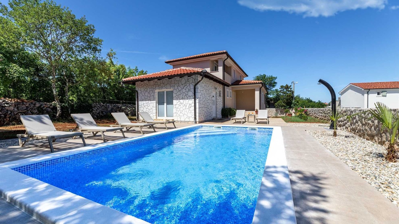 Photo of Outdoor in Rasopasno