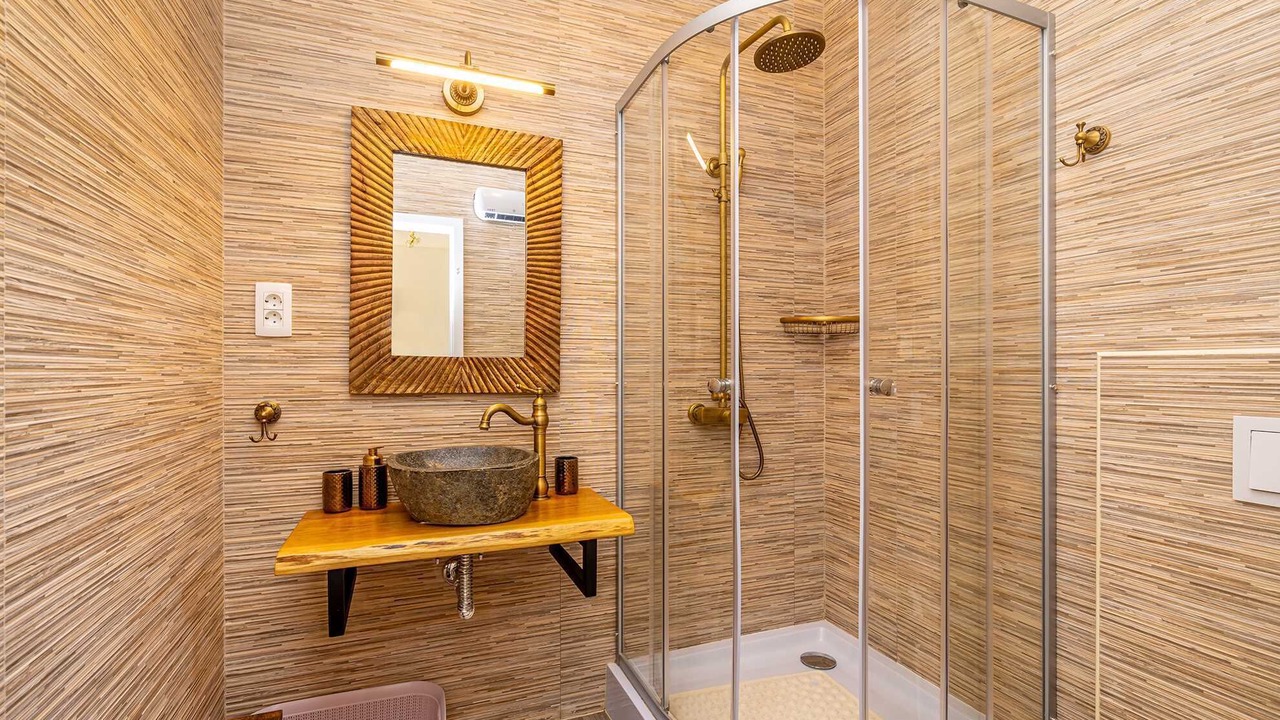 Photo of Bathroom in Silo