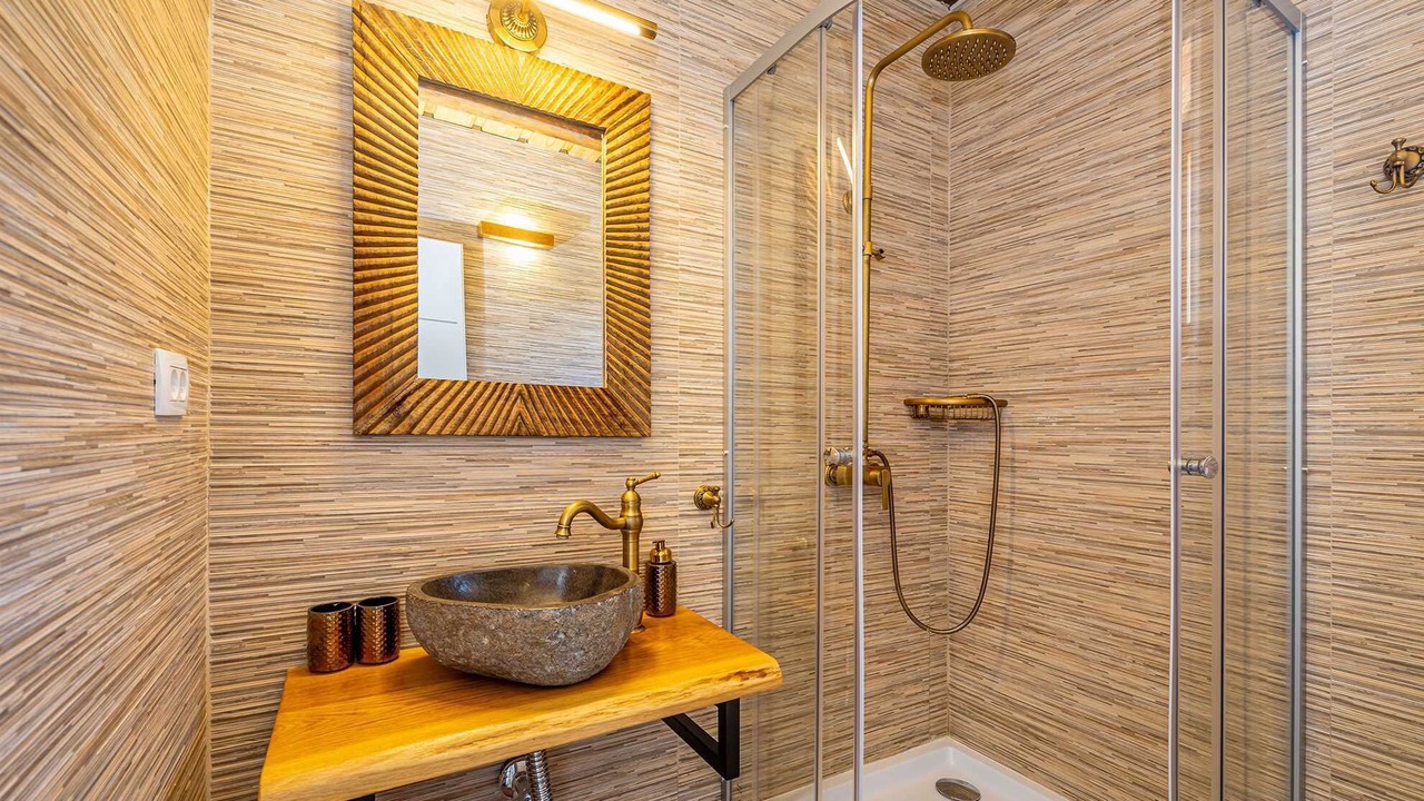 Photo of Bathroom in Silo