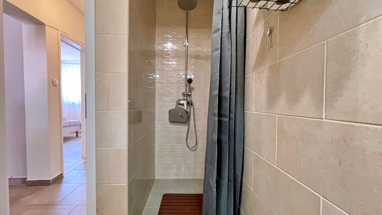 Photo of Bathroom in Silo