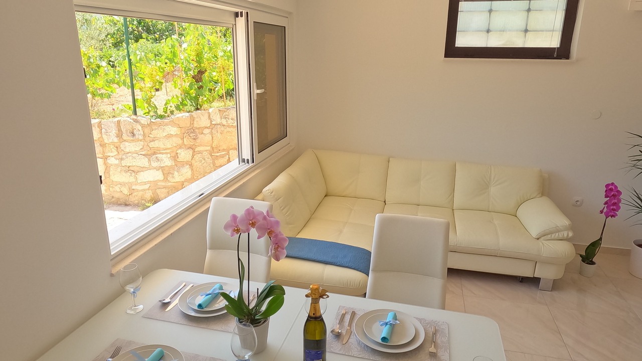 Photo of Livingroom in Vinkuran