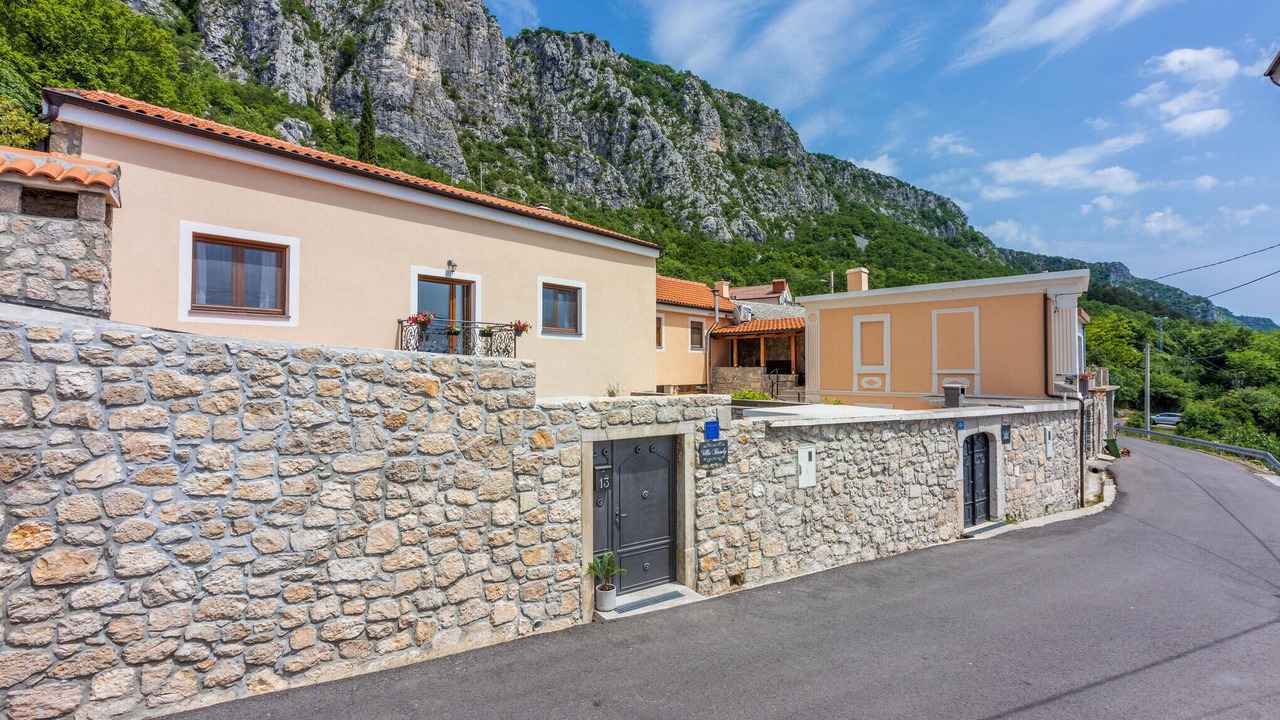 Photo of Outdoor in Grizane