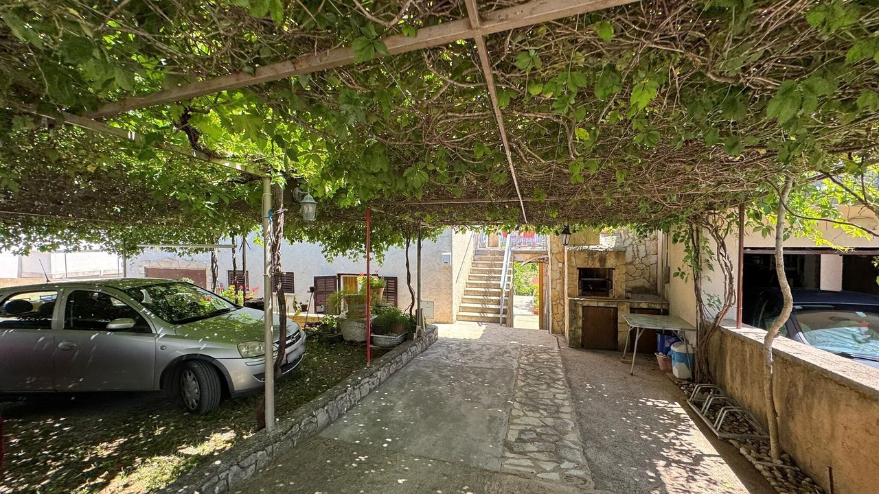 Photo of Outdoor in Silo