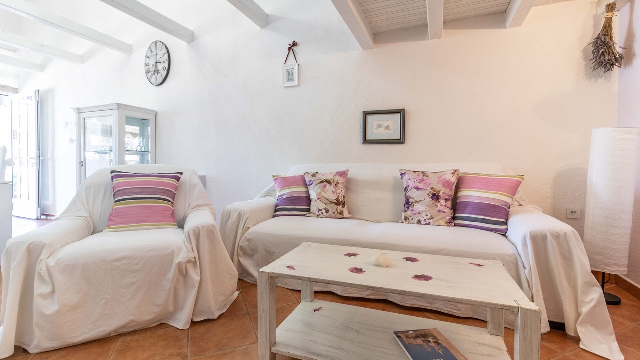 Photo of Livingroom in Banjol