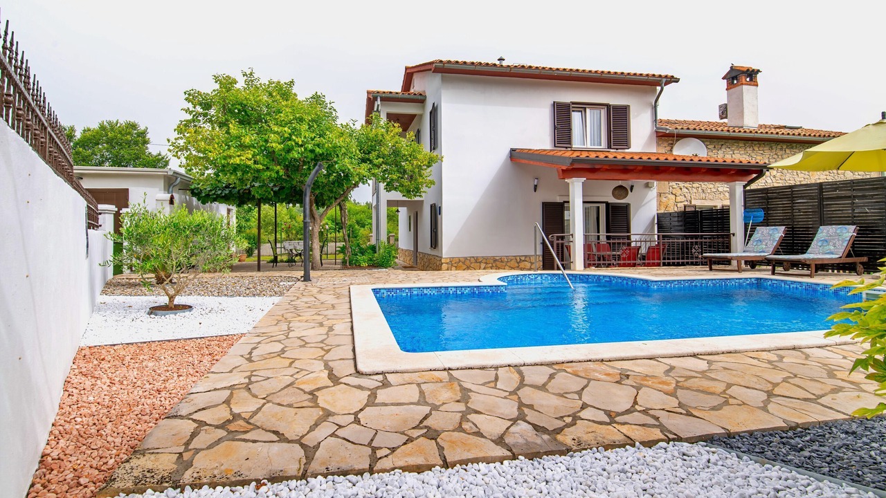 Photo of Outdoor in Snasici